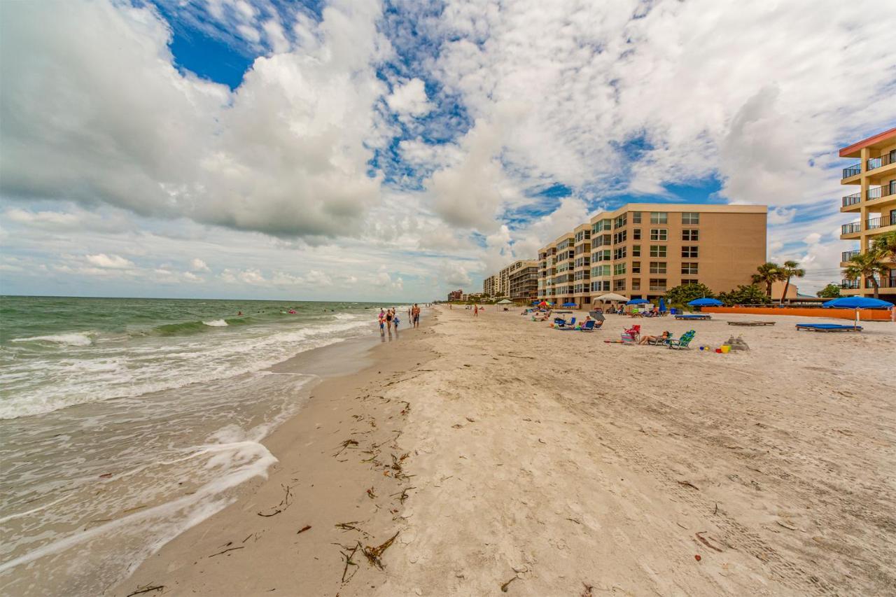 104 Las Brisas Condo St. Pete Beach Exterior photo